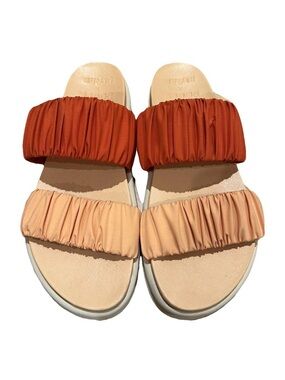 Sorel Orange peach sandal 7.5